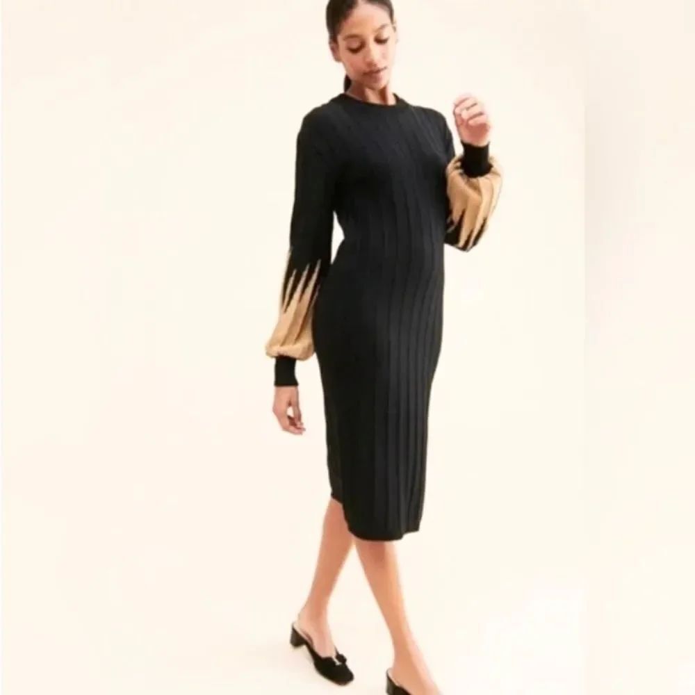 NEW Callahan X Revolve Black Gold Ribbed Long Bishop Sleeves Sweater Dress M